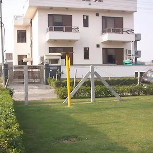 Jasmine Court Aparthotel