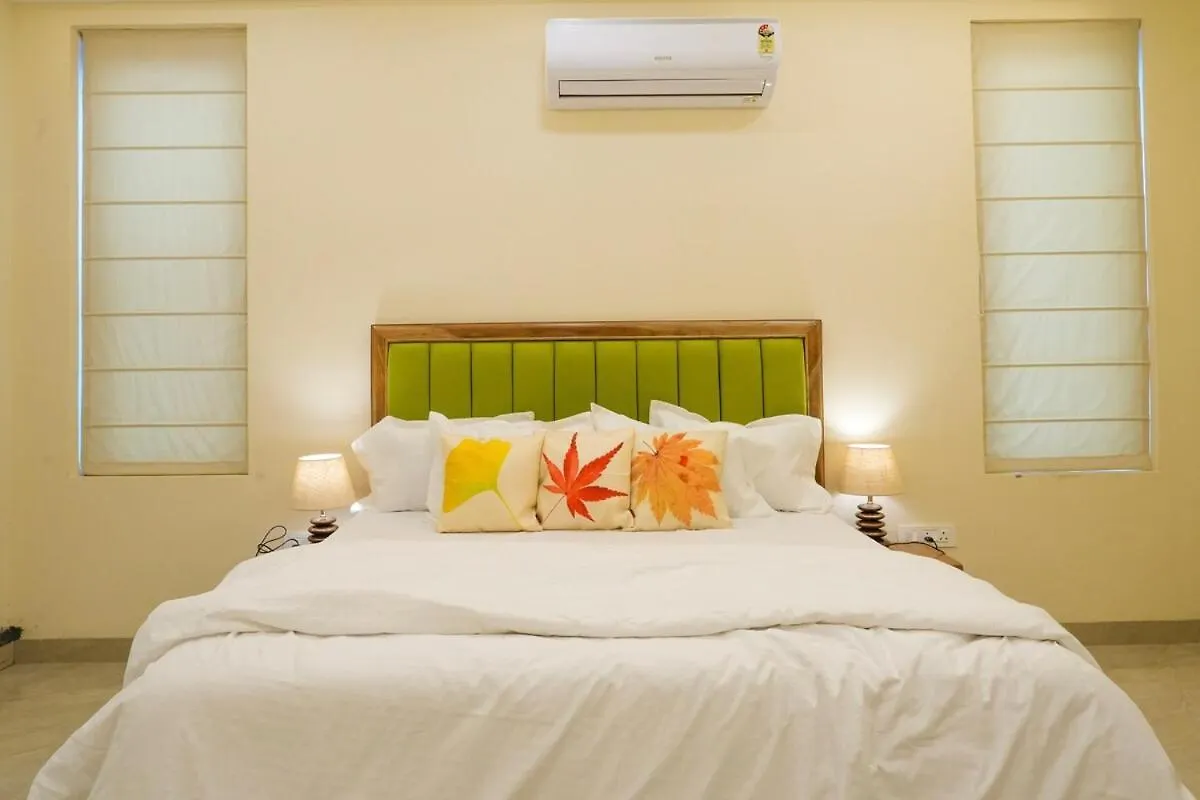 Apartment The Kombi - Volkswagen Bar & Patio Nights Gurgaon