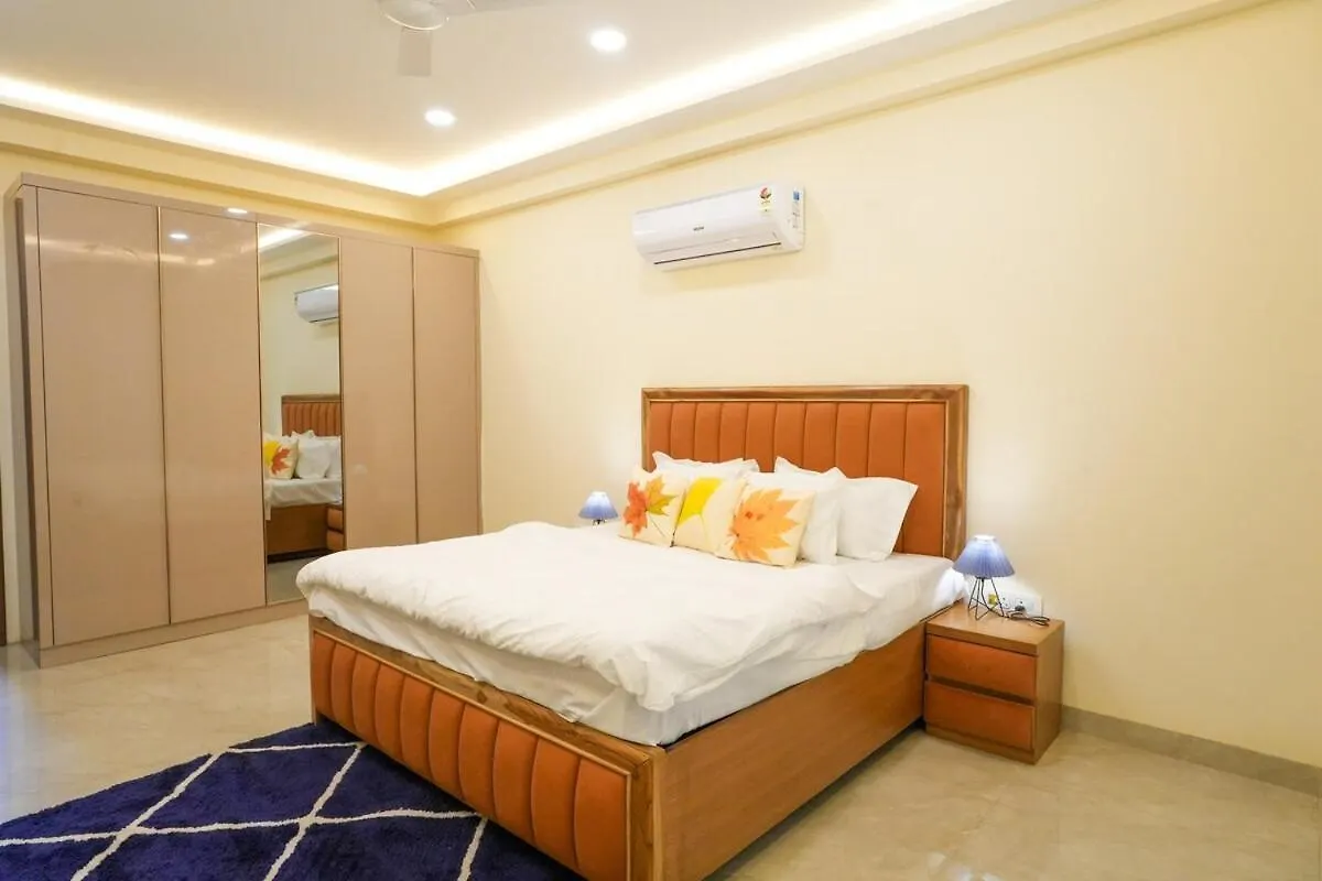 Apartment The Kombi - Volkswagen Bar & Patio Nights Gurgaon Indien